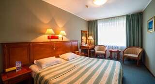 Гостиница Славянская Владивосток Улучшенный двухместный номер с 1 кроватью-6